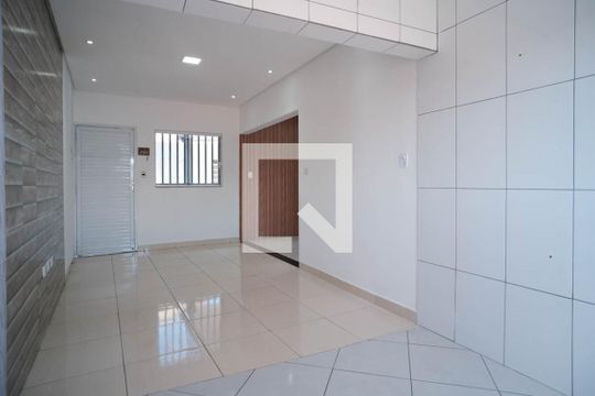 Suíte Quarto 1  de casa à venda com 4 quartos, 210m² em Jardim Soraia, São Paulo