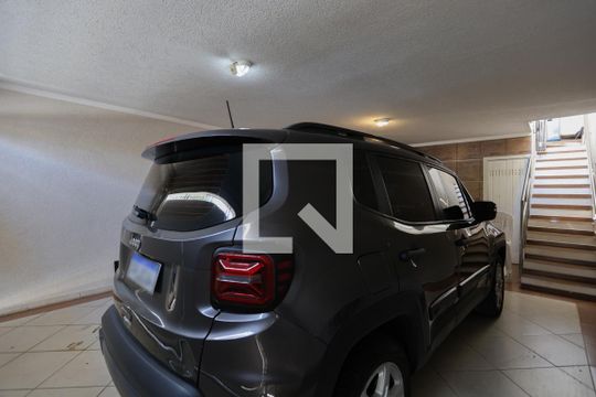 Garagem 1 de casa para alugar com 4 quartos, 230m² em Jardim São Paulo, São Paulo