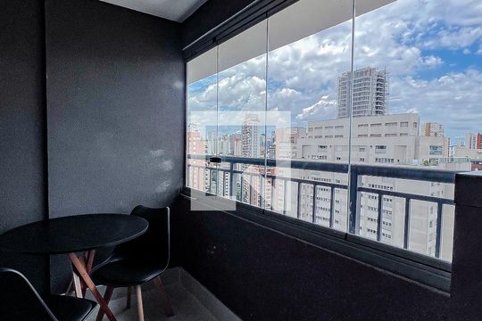Varanda de kitnet/studio para alugar com 1 quarto, 27m² em Vila Mariana, São Paulo