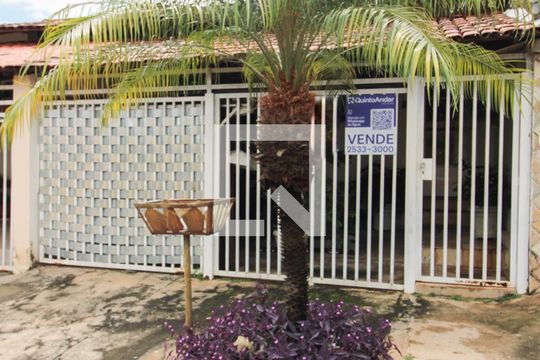 Plaquinha Instalada de casa à venda com 2 quartos, 81m² em Santa Amelia, Belo Horizonte