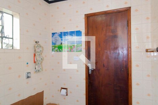 Banheiro Social de casa à venda com 3 quartos, 341m² em Jardim Rosana, Guarulhos