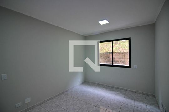 Sala de apartamento à venda com 2 quartos, 52m² em Santa Terezinha, São Bernardo do Campo