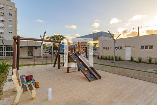 Área comum - Playground de apartamento para alugar com 2 quartos, 54m² em Fátima, Canoas