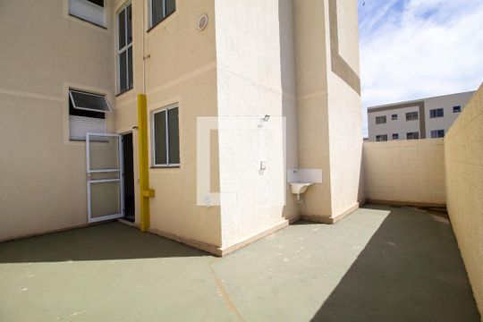 Área de Serviço de apartamento para alugar com 2 quartos, 45m² em Jardim Guaruja, Sorocaba