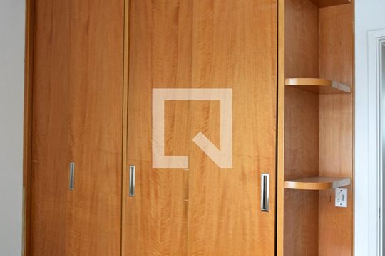 Quarto de casa para alugar com 3 quartos, 120m² em Pinheiros, São Paulo