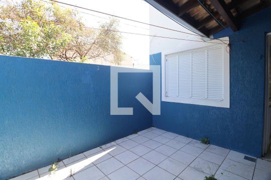 área externa de casa de condomínio à venda com 2 quartos, 88m² em Rio Branco, Canoas