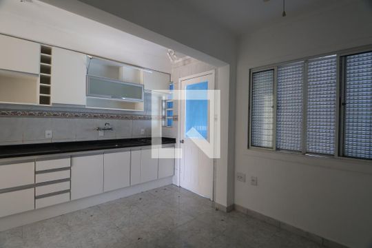 Cozinha - Armários de casa de condomínio à venda com 2 quartos, 88m² em Rio Branco, Canoas