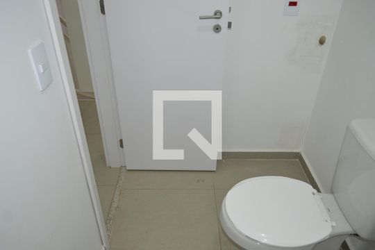Banheiro de kitnet/studio à venda com 1 quarto, 31m² em Vila Mariana, São Paulo