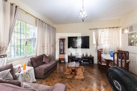 Sala de casa à venda com 4 quartos, 380m² em Riachuelo, Rio de Janeiro