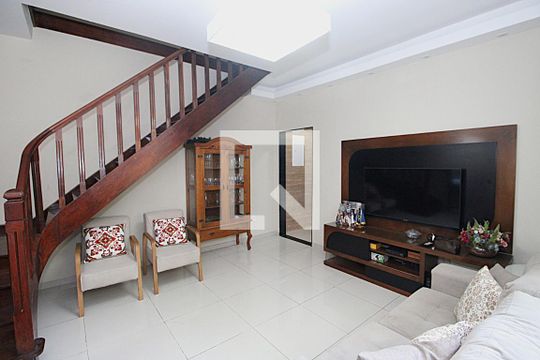 Casa à venda com 5 quartos, 187m² em Méier, Rio de Janeiro
