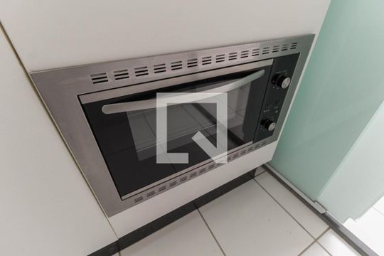 Cozinha de apartamento à venda com 2 quartos, 42m² em Vila Carmosina, São Paulo