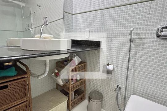 Banheiro de apartamento à venda com 2 quartos, 76m² em Méier, Rio de Janeiro