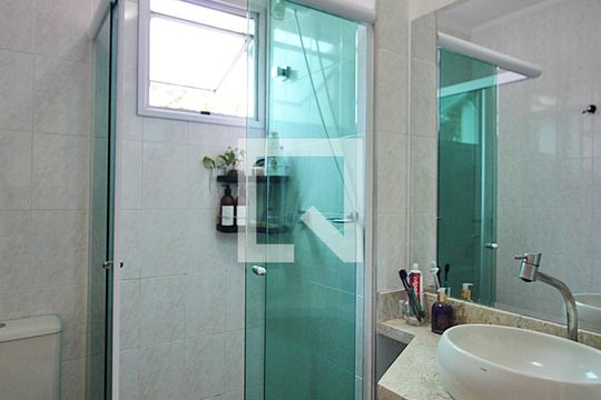 Banheiro Social de apartamento para alugar com 2 quartos, 50m² em Demarchi, São Bernardo do Campo