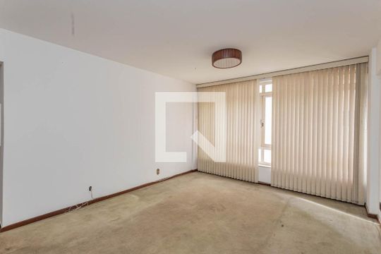 Sala de apartamento para alugar com 3 quartos, 136m² em Cambuci, São Paulo