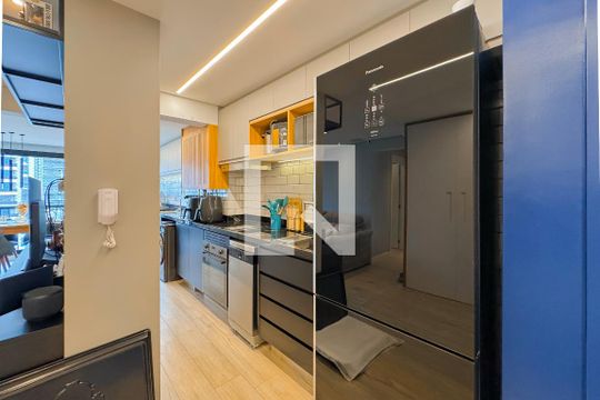 Cozinha de apartamento à venda com 2 quartos, 65m² em Vila Mariana, São Paulo