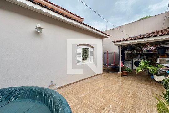 Quintal de casa à venda com 3 quartos, 213m² em Jardim Sao Vicente, Jundiaí