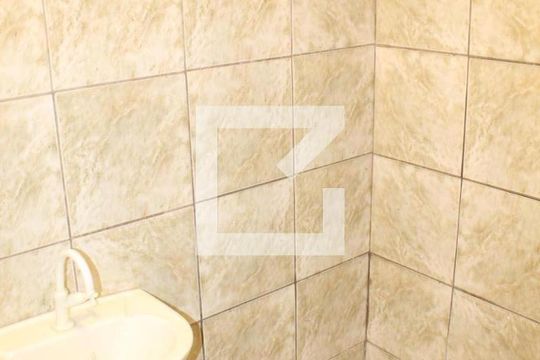 Banheiro de casa para alugar com 1 quarto, 50m² em Centreville, Cotia