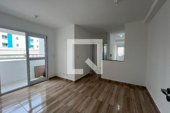 Apartamento para alugar com 2 quartos, 46m² em Parque Santa Rosa, Suzano