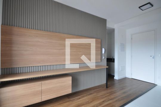 Apartamento para alugar com 1 quarto, 38m² em Vila Mazzei, São Paulo