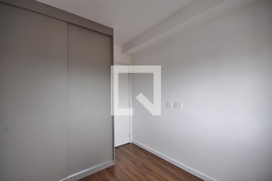 Quarto de apartamento para alugar com 1 quarto, 38m² em Vila Mazzei, São Paulo