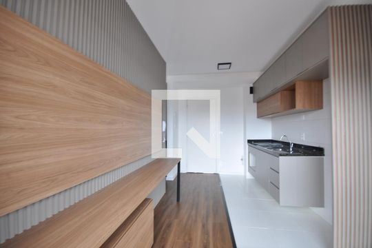 Sala de apartamento para alugar com 1 quarto, 38m² em Vila Mazzei, São Paulo
