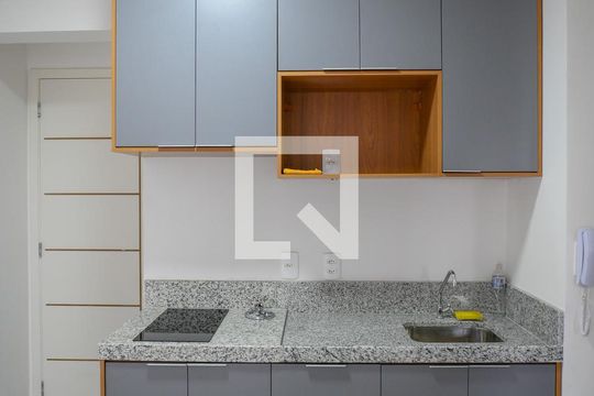 Sala de apartamento para alugar com 1 quarto, 34m² em Vila Nair, São Paulo