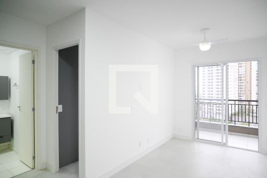 Sala de apartamento para alugar com 1 quarto, 34m² em Vila Nair, São Paulo
