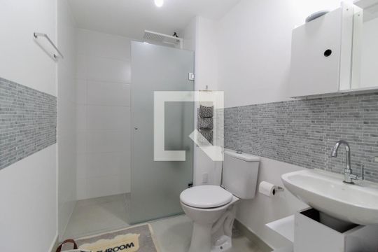 Banheiro de apartamento à venda com 1 quarto, 31m² em Indianópolis, São Paulo