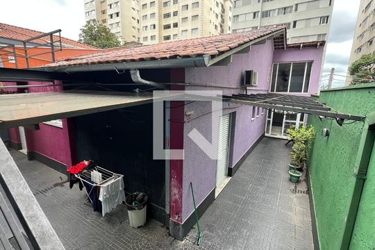 Área comum de casa à venda com 6 quartos, 300m² em Vila Madalena, São Paulo