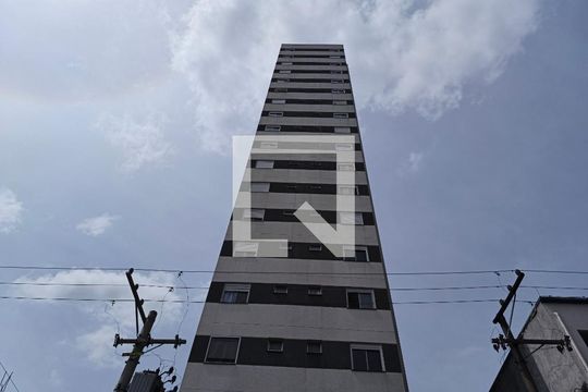 Fachada de apartamento para alugar com 1 quarto, 24m² em Sé, São Paulo