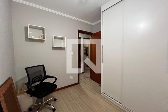 Quarto 01 de apartamento à venda com 3 quartos, 75m² em Pechincha, Rio de Janeiro