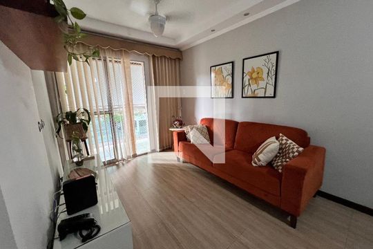 Sala de apartamento à venda com 3 quartos, 75m² em Pechincha, Rio de Janeiro