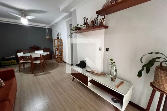 Sala de apartamento à venda com 3 quartos, 75m² em Pechincha, Rio de Janeiro