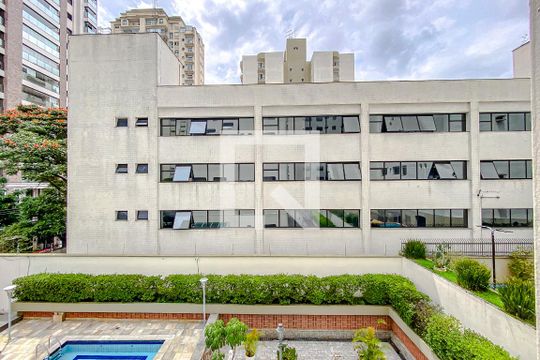 Vista da Suíte 3 de apartamento à venda com 4 quartos, 219m² em Vila Regente Feijó, São Paulo