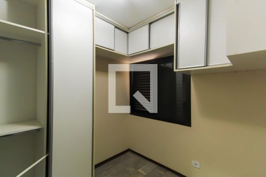 Quarto 3 de apartamento à venda com 3 quartos, 118m² em Vila Bertioga, São Paulo