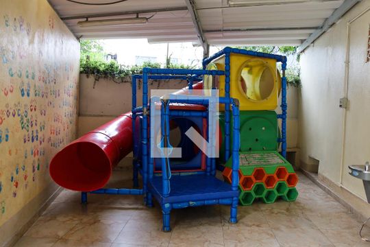 Área comum - Playground de apartamento à venda com 3 quartos, 60m² em Piratininga, Osasco