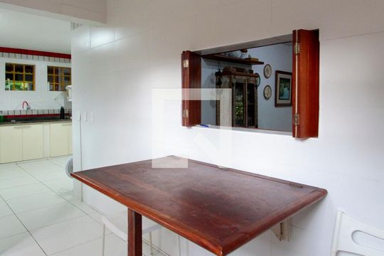 Cozinha de casa de condomínio à venda com 4 quartos, 400m² em Itanhangá, Rio de Janeiro