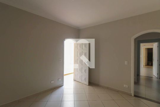 Sala de casa para alugar com 4 quartos, 112m² em Vila Darli, São Paulo