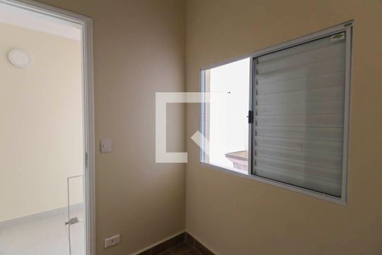 Quarto de Serviço de casa para alugar com 4 quartos, 112m² em Vila Darli, São Paulo