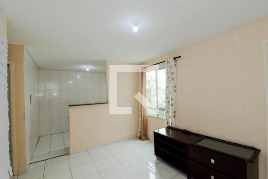 Sala de apartamento para alugar com 2 quartos, 48m² em Vila Alzira, Guarulhos