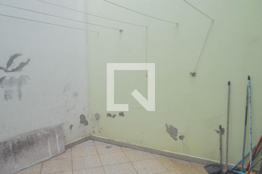 Quintal de casa para alugar com 3 quartos, 470m² em Vila Carrão, São Paulo