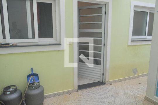 Quintal de casa para alugar com 3 quartos, 470m² em Vila Carrão, São Paulo