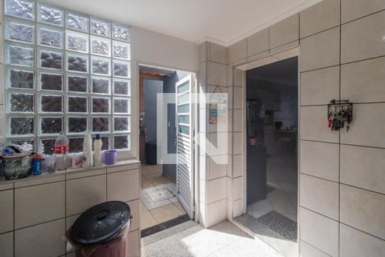 Área de Serviço de casa à venda com 3 quartos, 220m² em Jardim Maringa, São Paulo