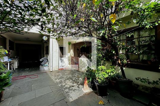 Quintal de casa à venda com 3 quartos, 220m² em Santo Amaro, São Paulo