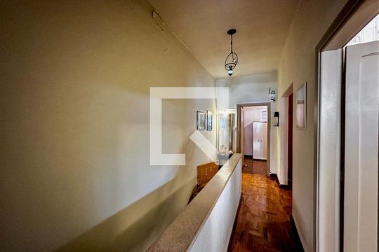 Corredor Quartos  de casa à venda com 3 quartos, 220m² em Santo Amaro, São Paulo