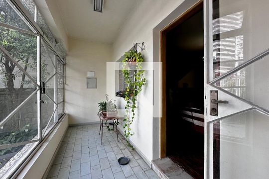 Varanda Sala de casa à venda com 3 quartos, 220m² em Santo Amaro, São Paulo