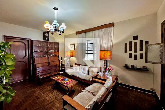 Sala de casa à venda com 3 quartos, 220m² em Santo Amaro, São Paulo