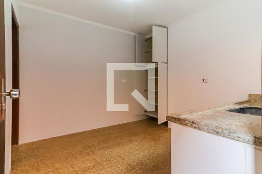 Cozinha de casa para alugar com 4 quartos, 140m² em Jardim Ester Yolanda, São Paulo