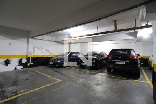 Garagem de apartamento à venda com 2 quartos, 72m² em Planalto Paulista, São Paulo
