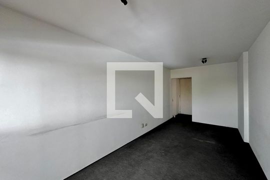 Sala de apartamento à venda com 2 quartos, 65m² em Nova Piraju, São Paulo